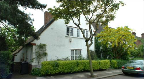 217 Hampstead Way